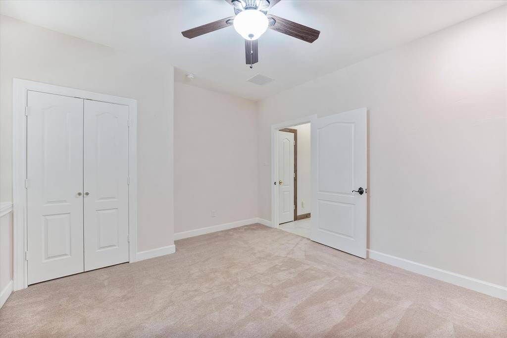 Secondary bedroom