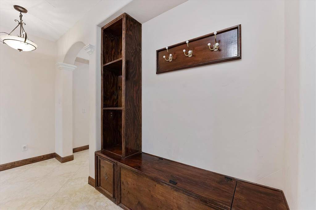 Hallway/mud area