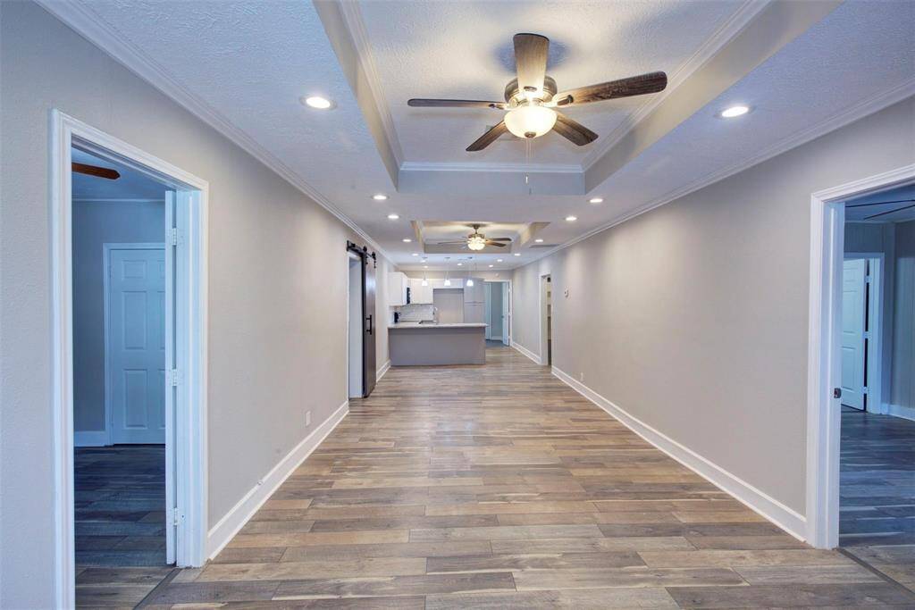 Look at the length of this space!