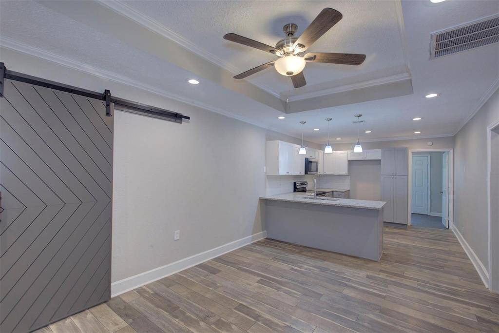 open dining kitchen space