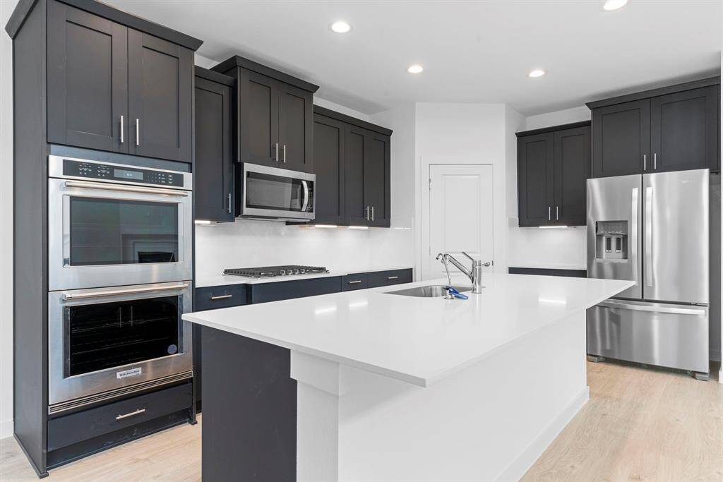 *Images and 3D tour are for illustration only and options may vary from home as built.