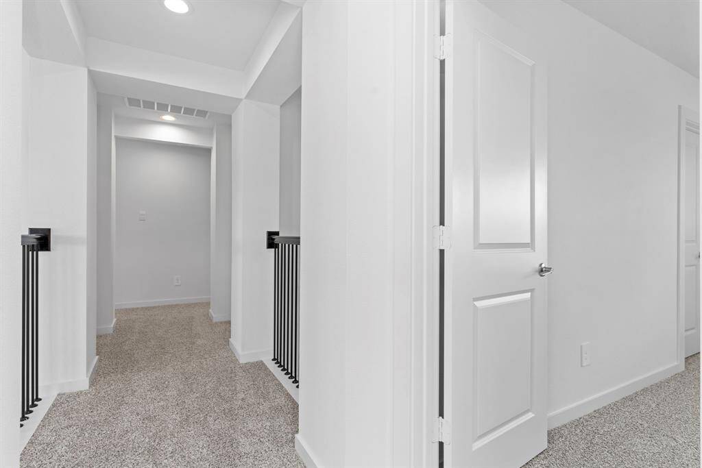 *Images and 3D tour are for illustration only and options may vary from home as built.