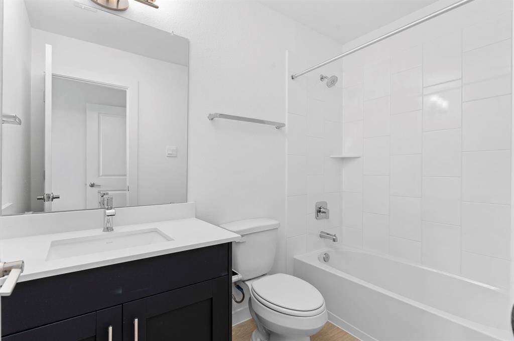 *Images and 3D tour are for illustration only and options may vary from home as built.