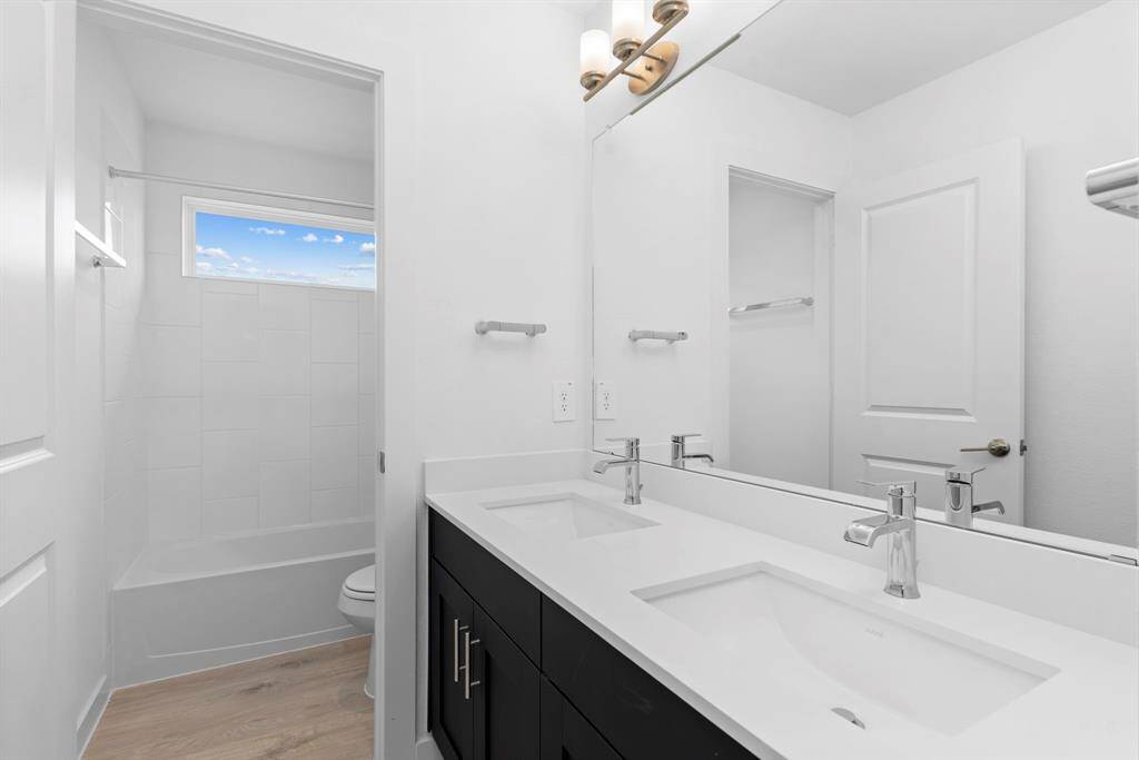 *Images and 3D tour are for illustration only and options may vary from home as built.
