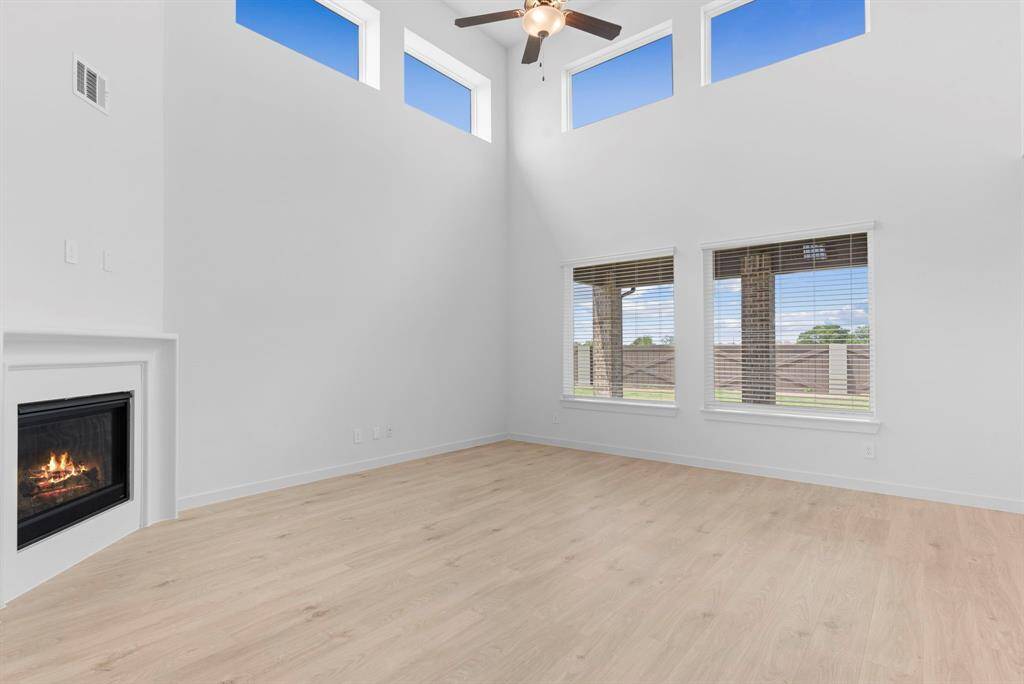 *Images and 3D tour are for illustration only and options may vary from home as built.
