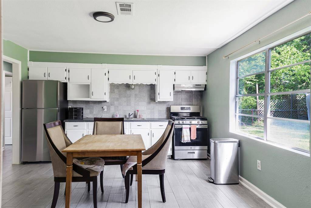 Beautiful Open kitchen