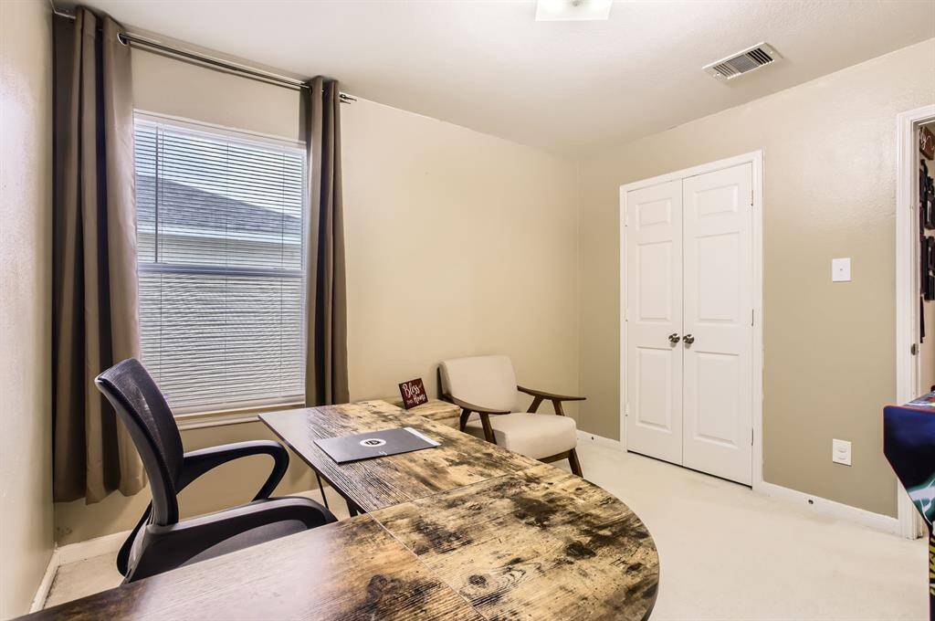 Secondary bedroom #2