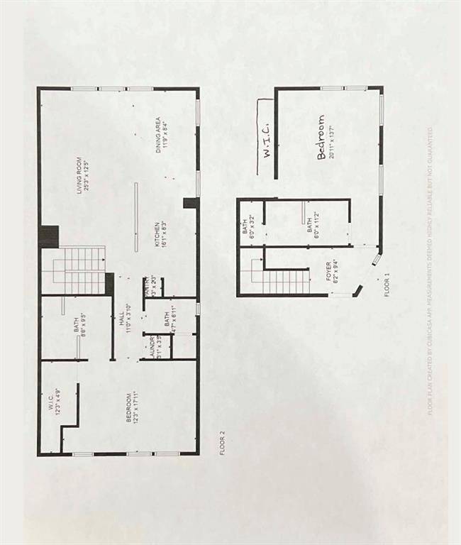 Floor plan, room sizes are approximate