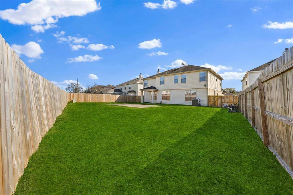 (Grass is digitally enhanced) Larger lot with no rear neighbor! Excellent for privacy and flexibility. Lot has a easy to utilize shape.