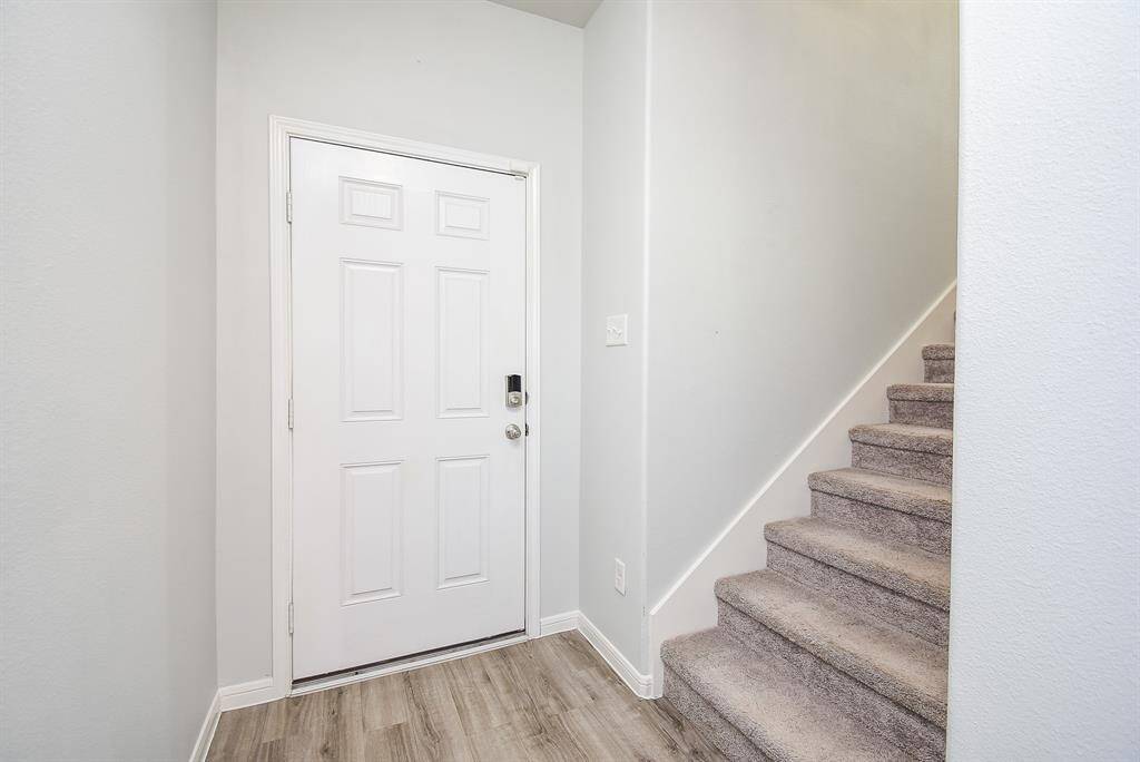 Front Entry leading upstairs to the 2nd floor
