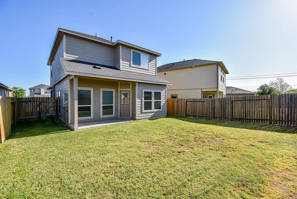 Plenty of Yard for outdoor play or gatherings
