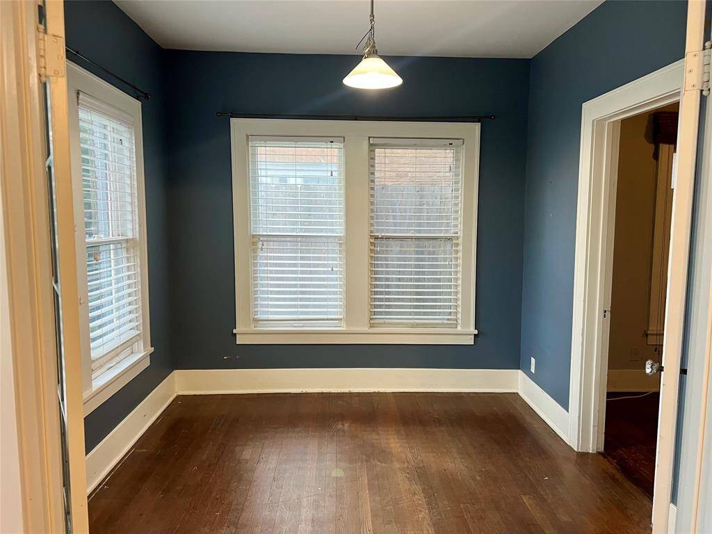 The extra room would be a great home office or a third bedroom.