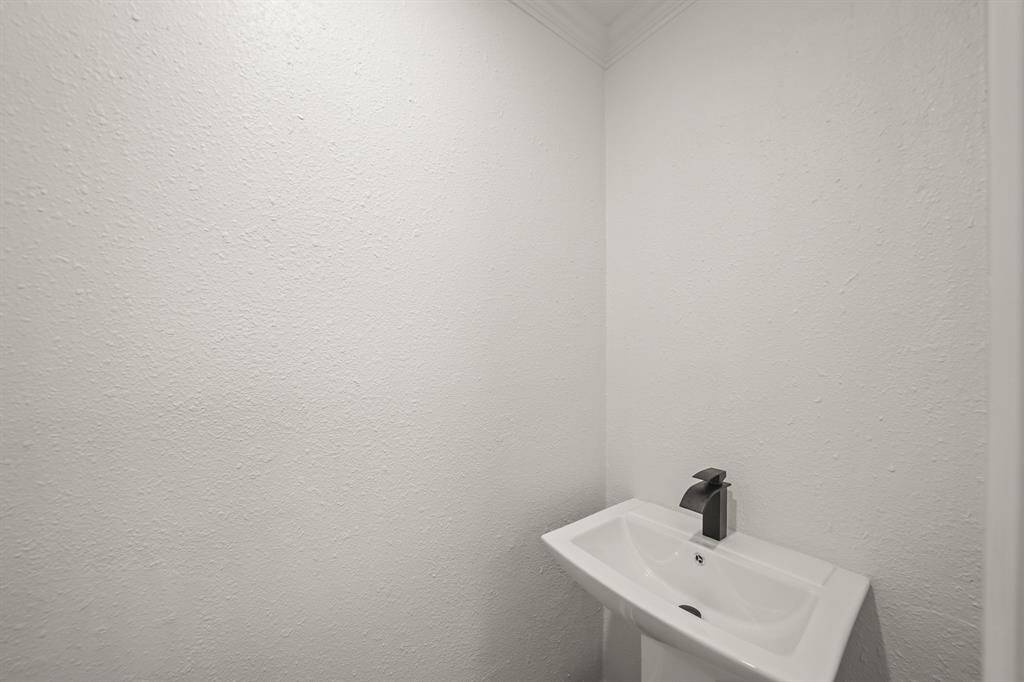 Home offers a second entrance!