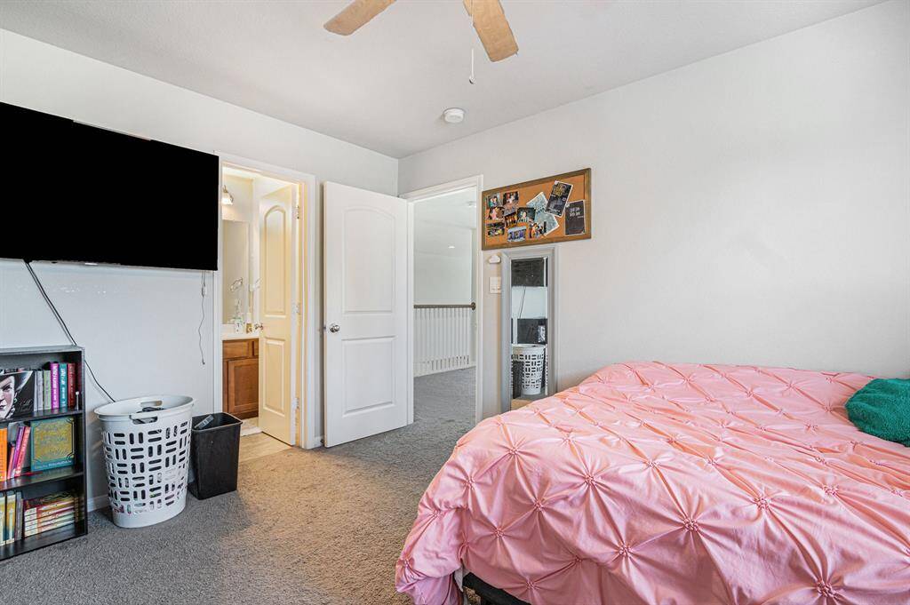 Upstairs Bedroom 1