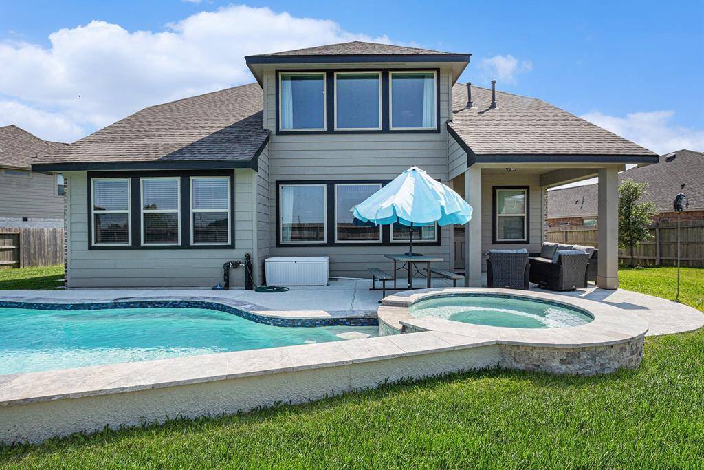 Backyard Pool