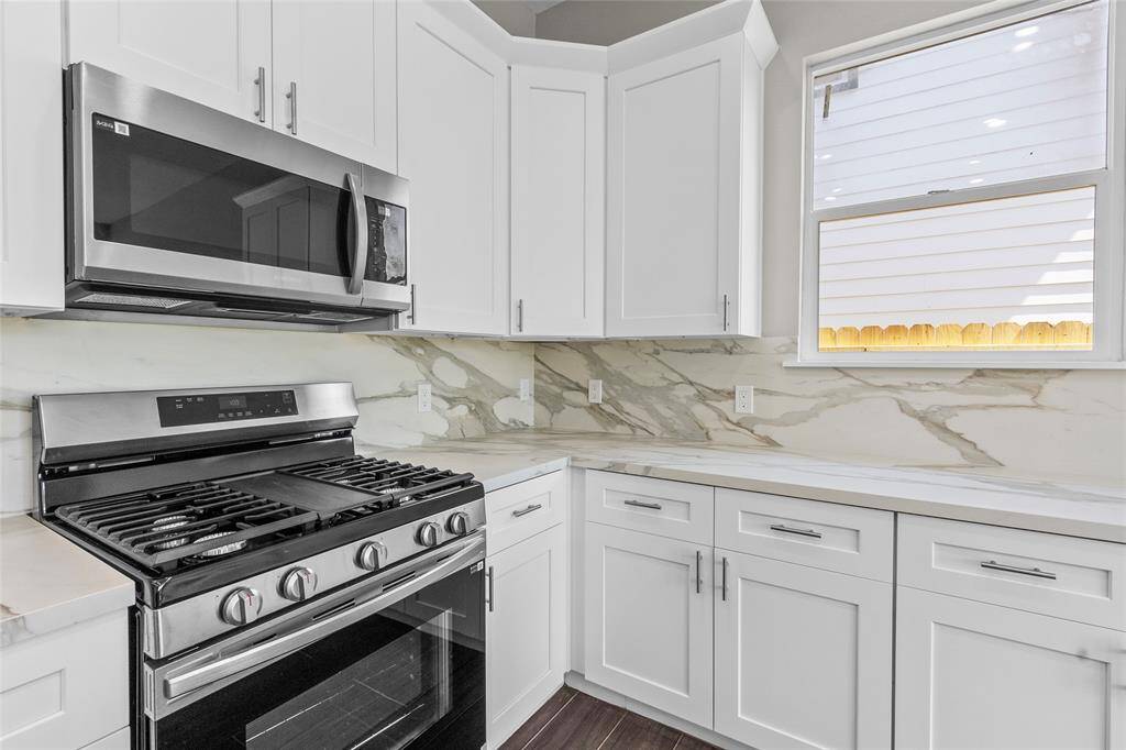 Kitchen pantry