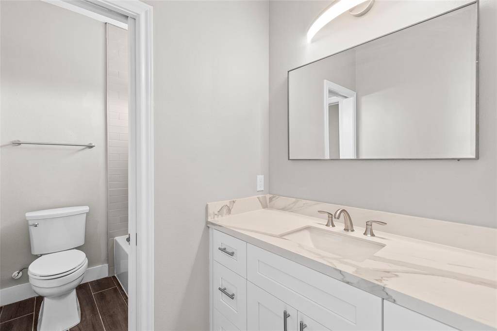 Secondary bathroom  - Jack and Jill sink (2)