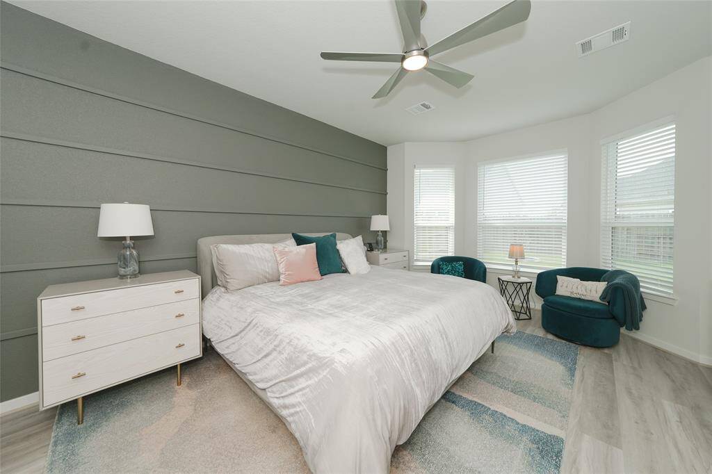 Primary Bedroom with king-size bed