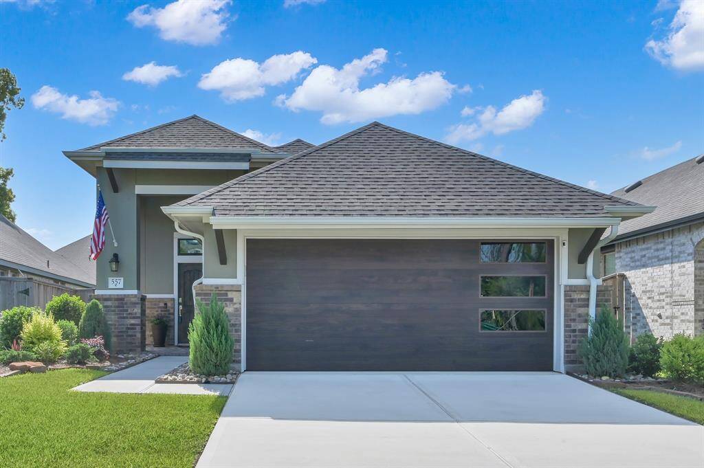 Welcome home to 557 Timber Voyage Ct!