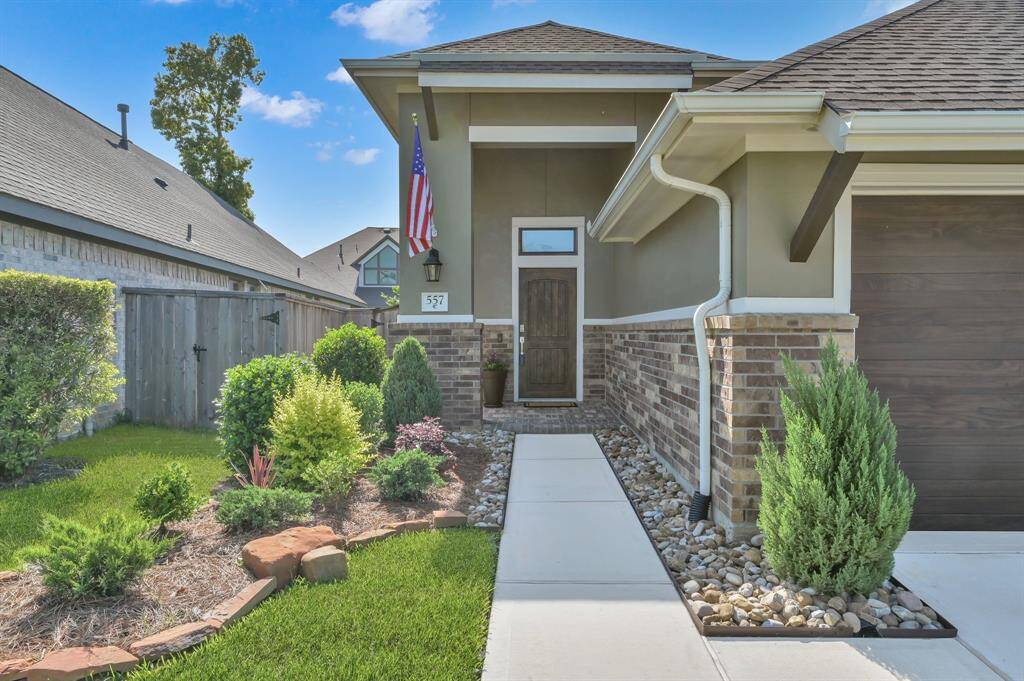 This property sits on a cul-de-sac street & features upgrades throughout!