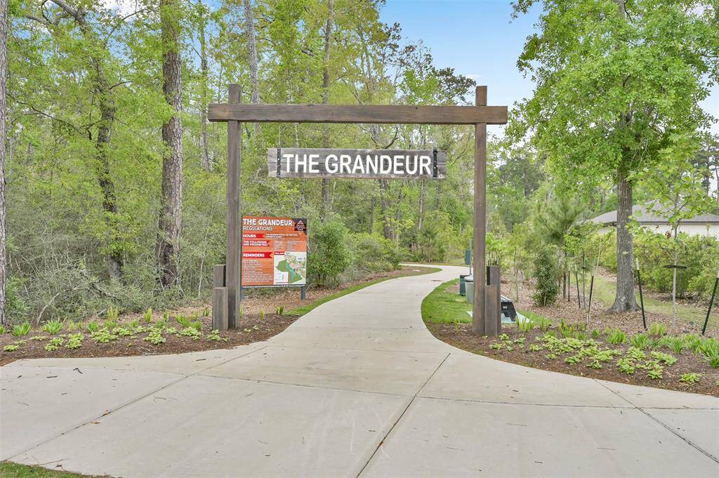 PRIME LOCATION in Central Village located just down the street from one of the many community parks and around the corner from the main community amenities! Take advantage of all that GCP has to offer including a resort style pool, ponds/lakes, nature trails, fitness center, clubhouse, PICKLE BALL COURTS (coming soon), bball court, sand volleyball, parks, & more!