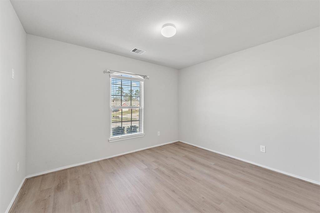Front bedroom with new laminate flooring!