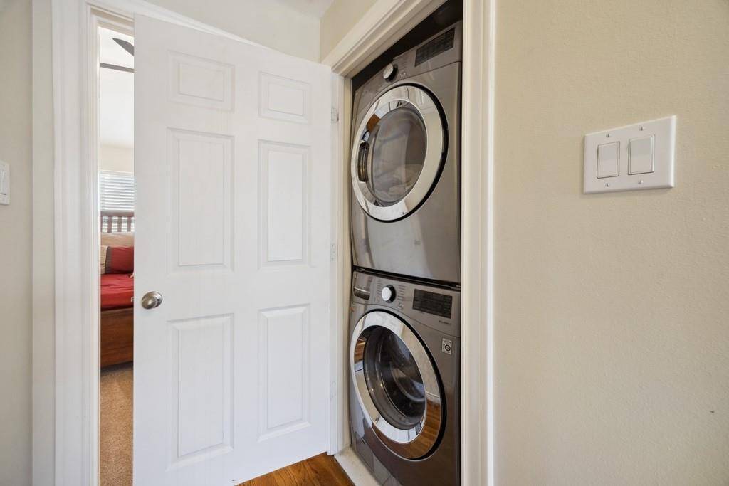 Stackable washer and dryer remain with home