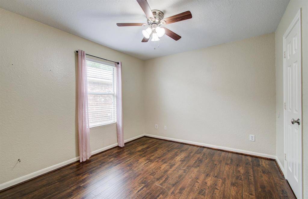 Secondary Bedroom