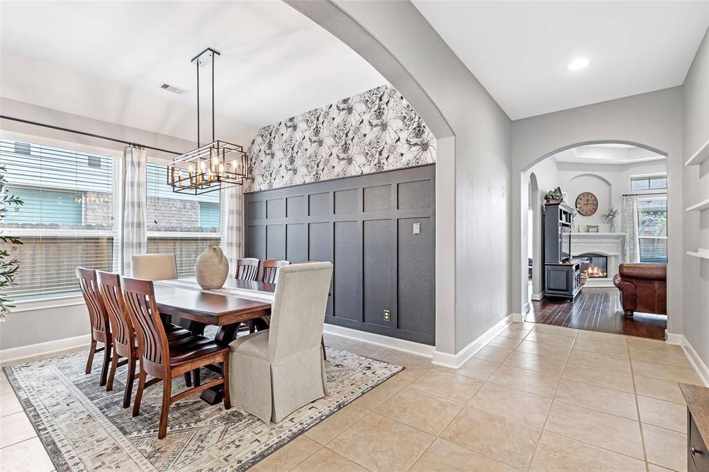 Formal Dining
