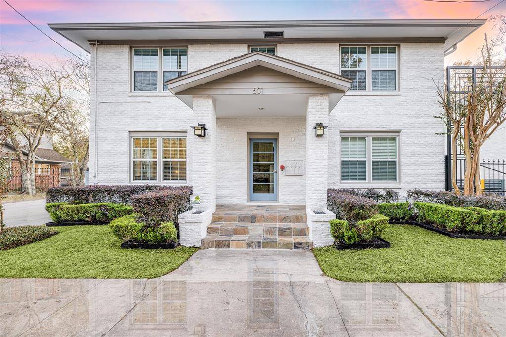 Beautifully renovated for your modern lifestyle in the desirable Montrose neighborhood. This double four-plex is a private gated community with assigned parking, and on-site washers and dryers. Call today for your private viewing.
