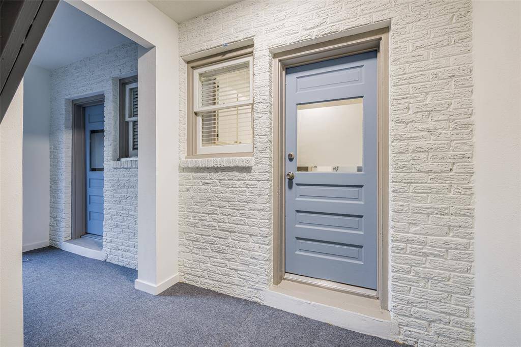Enclosed Back Porch MODEL PHOTOS OF SAME FLOOR PLAN (DOWNSTAIRS) UNIT