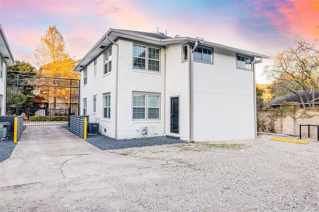 Completely Gated. Unassigned Parking. On-site washer and dryer.
