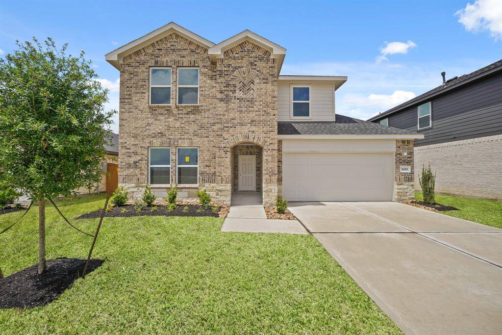 Gorgeous Two Story Home in Sunterra!