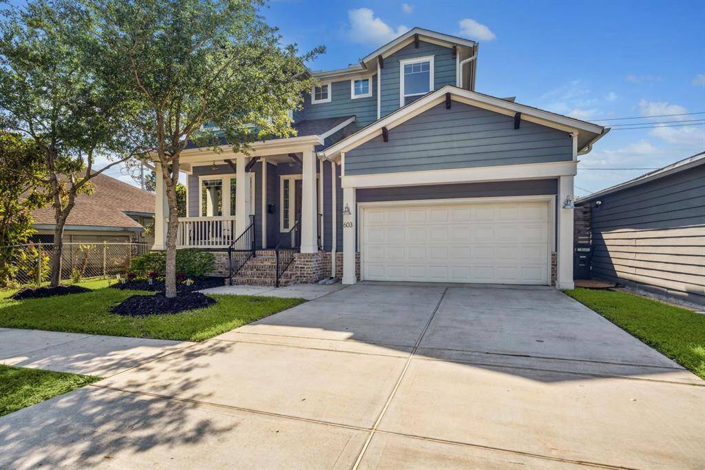 Enjoy the convenience to the hike/bike trails + restaurants + shopping in the Heights.