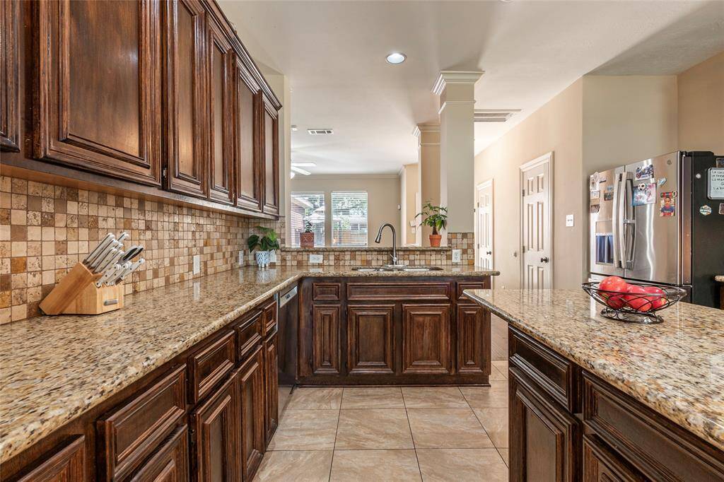 KITCHEN VIEW