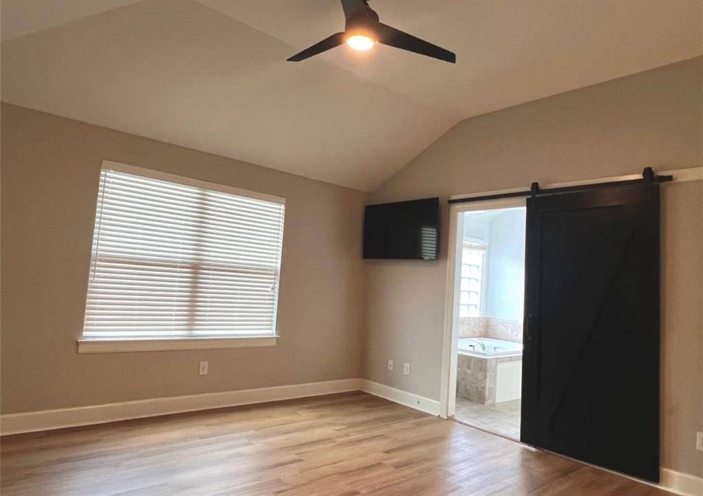 Primary bedroom - tv included .