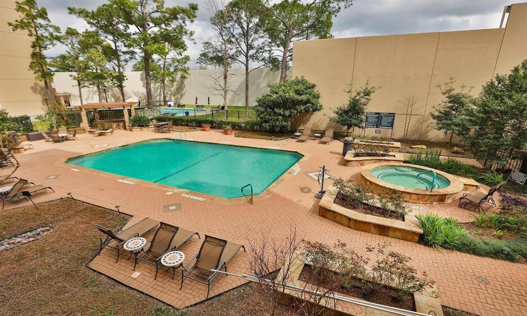 Community Pool.