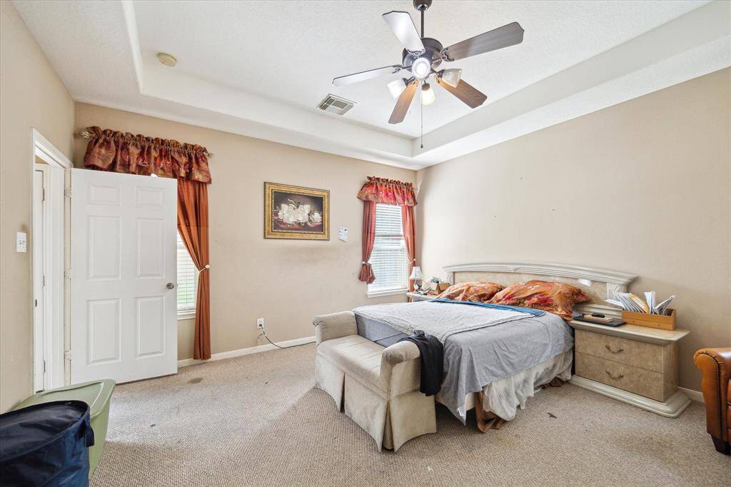 Primary bedroom 1st floor