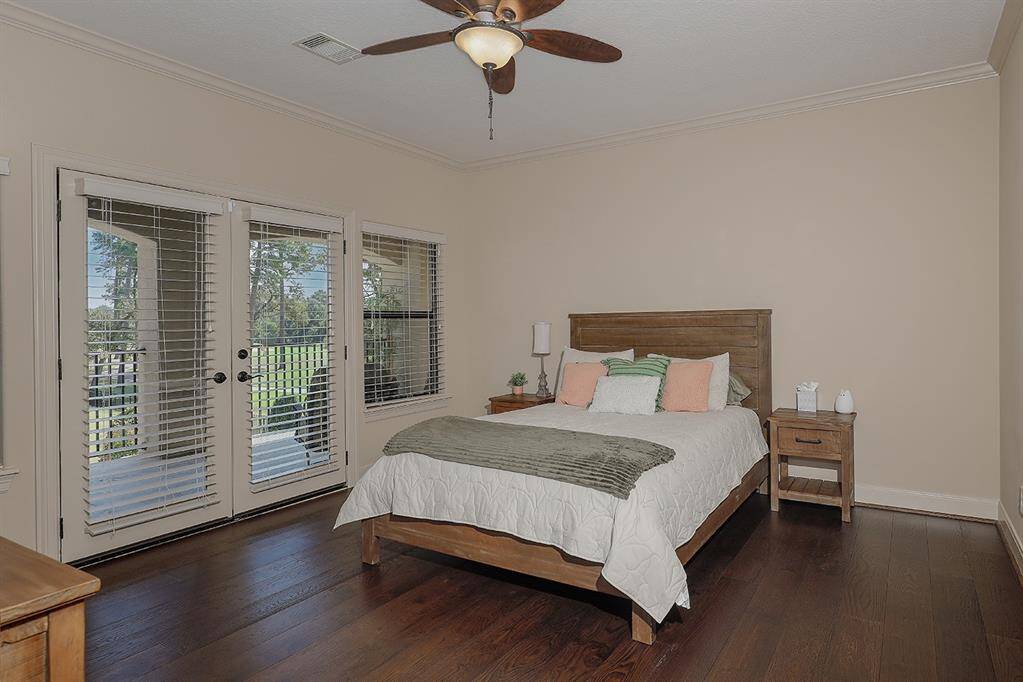 Guest bedroom #3 with ensuite bathroom  with balcony access
