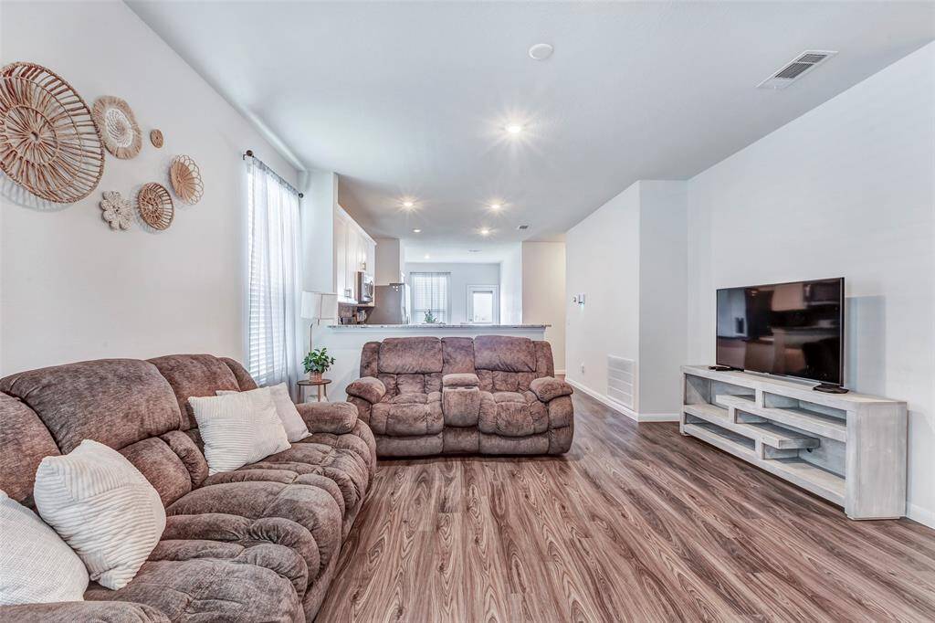 The open concept design is great for cooking and chatting with guests.