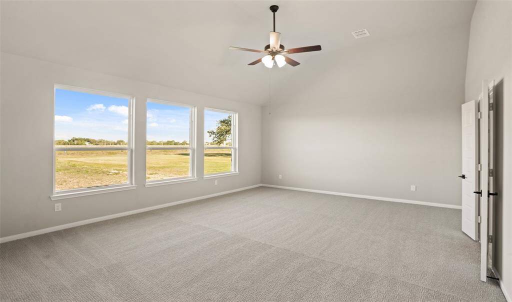 Spacious primary suite (*Photo not of actual home and used for illustration purposes only.)