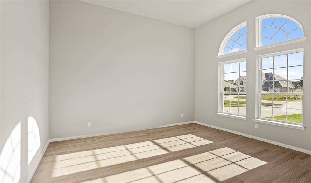 Convenient home office (*Photo not of actual home and used for illustration purposes only.)