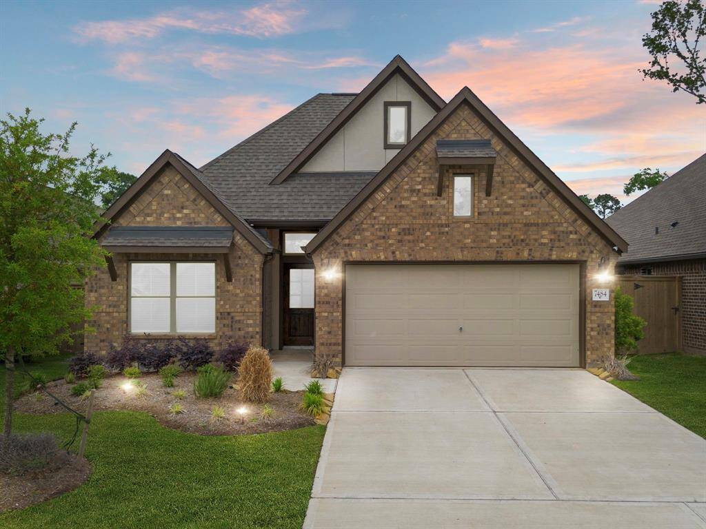 Welcome to 7484 Caprock Canyon!