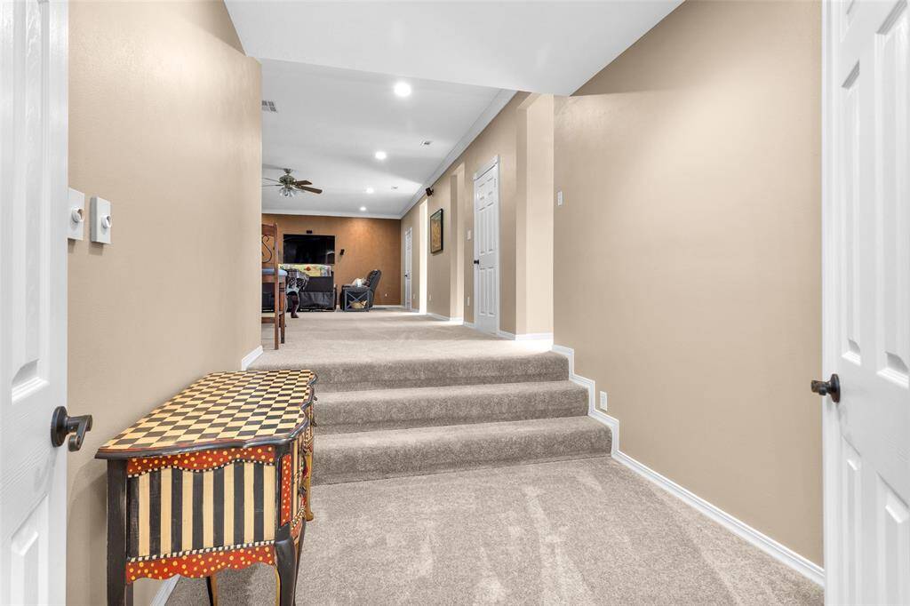 Entry to the 31x18 game room