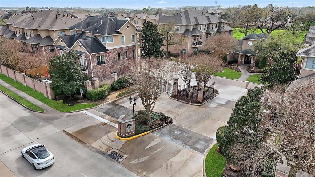 Private, gated entrance welcomes you into Stoneyway Village.