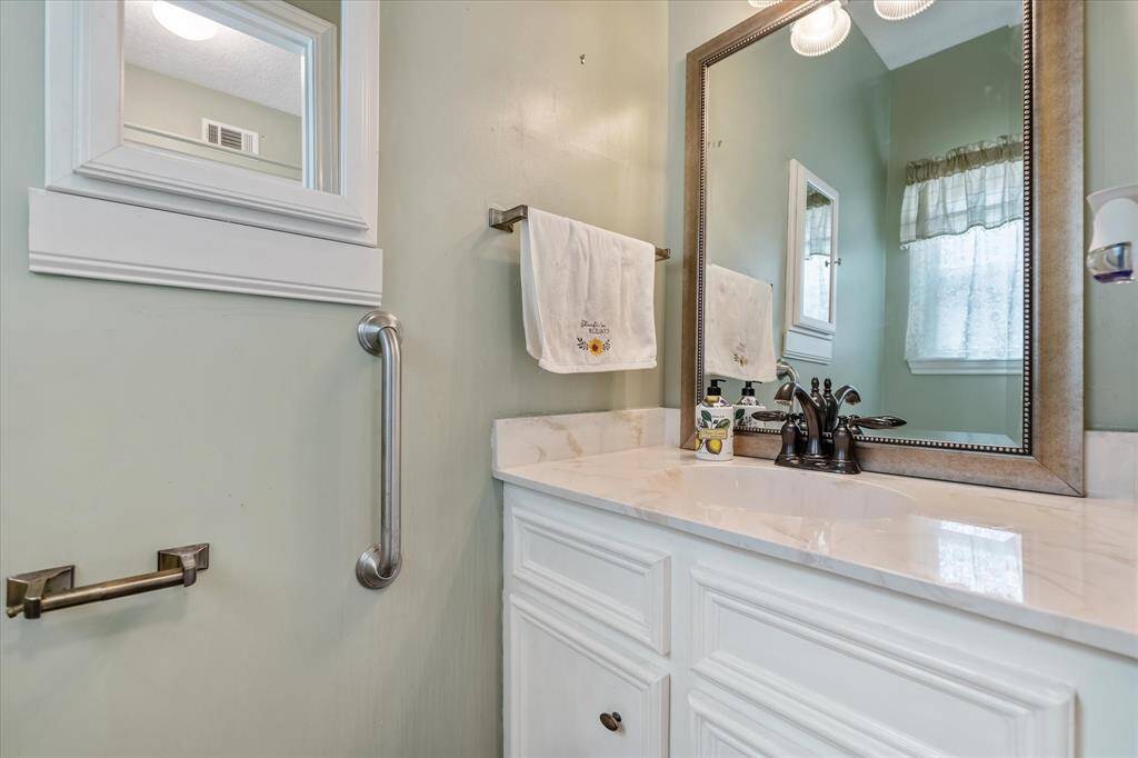 Guest bath