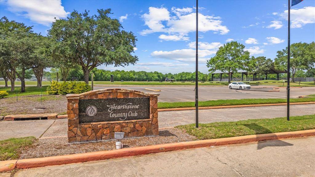 Hearthstone Country Club golf course