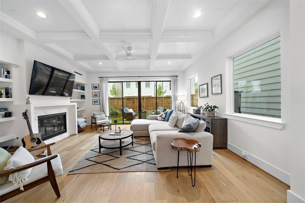 Imagine relaxing evenings in this inviting space.