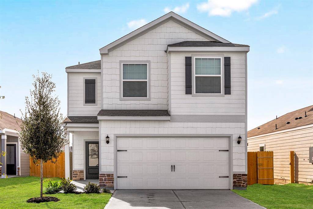 The beautiful exterior of the Mesquite at Wayside Village.