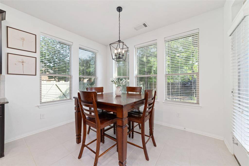Breakfast Nook